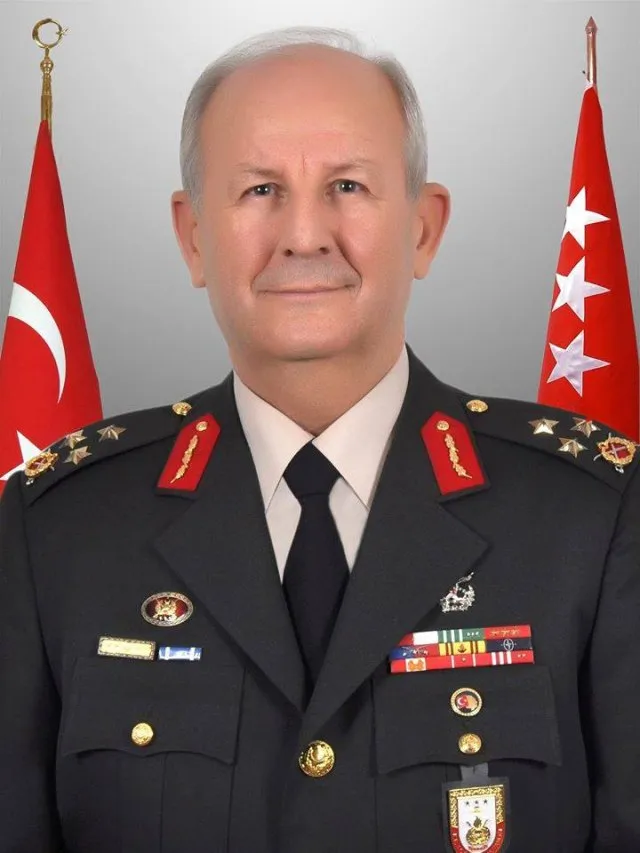 Adem Huduti portresi
