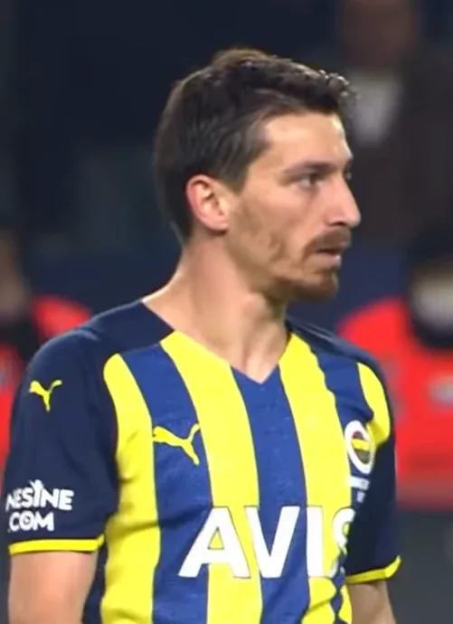 Mert Hakan Yandaş portresi