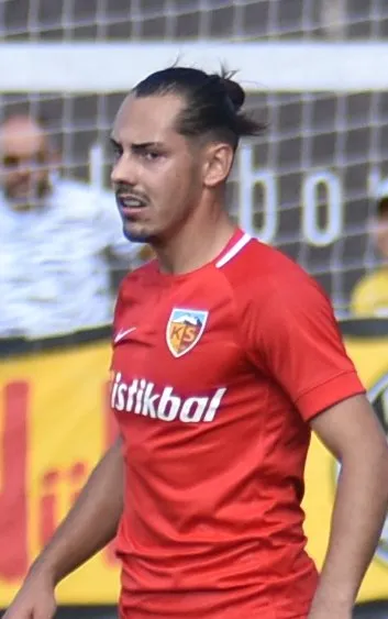 Yasir Subaşı portresi