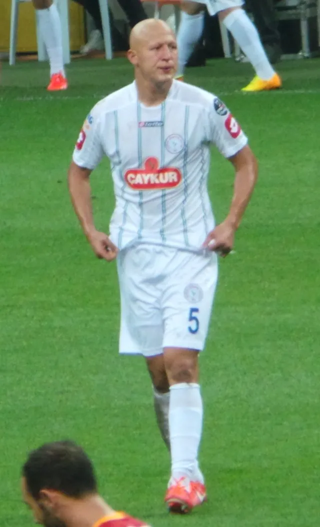 Sezer Özmen portresi