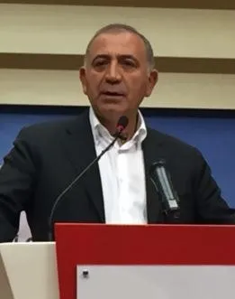 Gürsel Tekin portresi