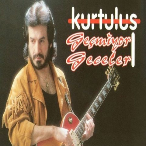 Geçmiyor Geceler kapağı