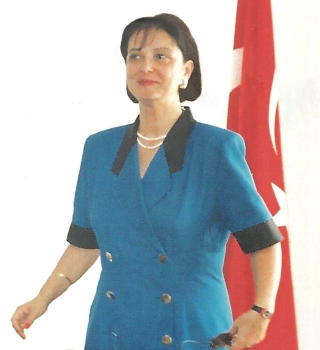 Lale Aytaman portresi