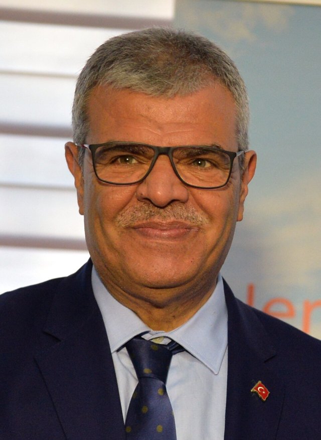 Veysi Kaynak portresi