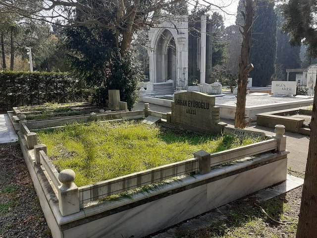 Orhan Eyüboğlu portresi
