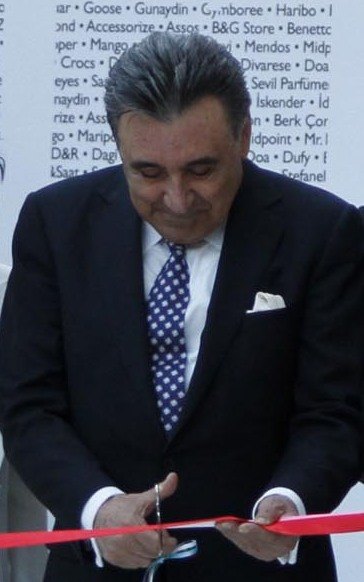 Aydın Doğan portresi