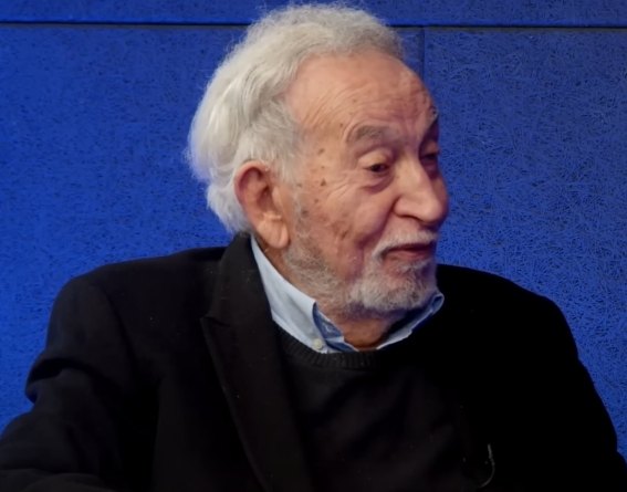 Hilmi Yavuz portresi
