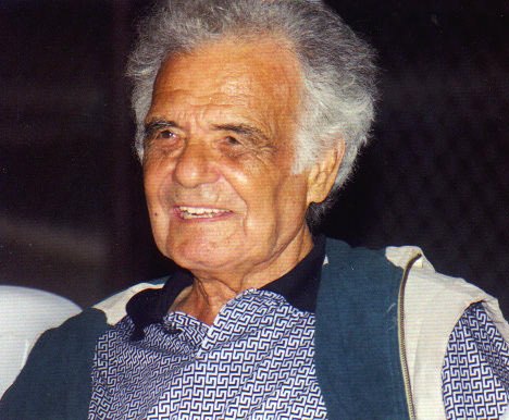 Nail Çakırhan portresi
