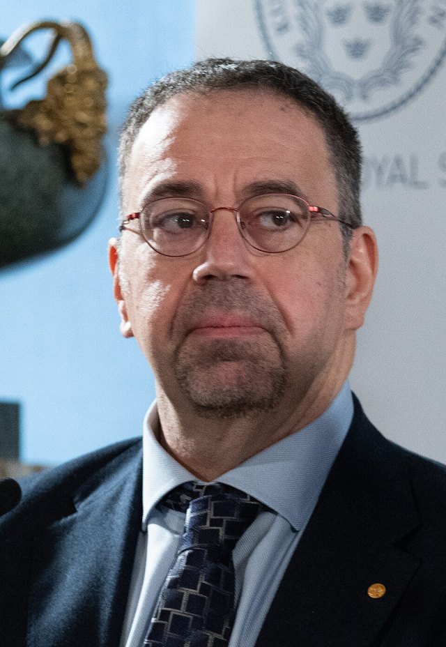 Daron Acemoğlu portresi