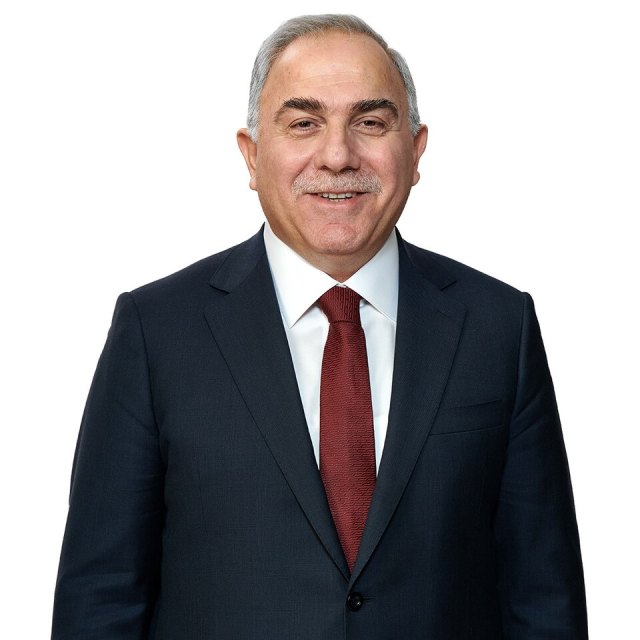 Mehmet Ergün Turan portresi