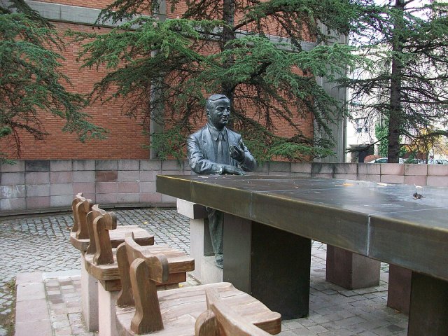 Mustafa Parlar portresi