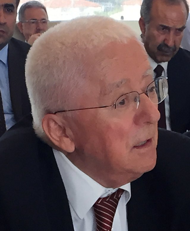 Tarhan Erdem portresi