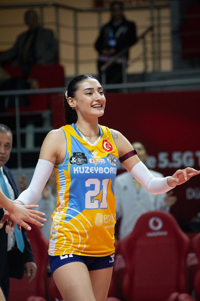 Ayşe Çürük portresi