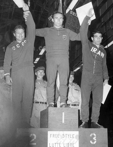 Mahmut Atalay portresi