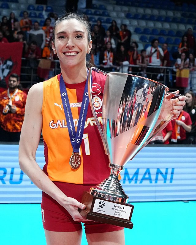 Naz Aydemir Akyol portresi