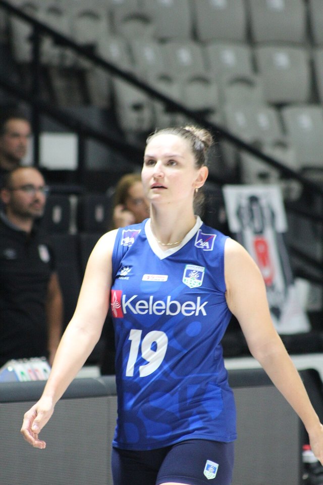 Sabriye Dikmen portresi