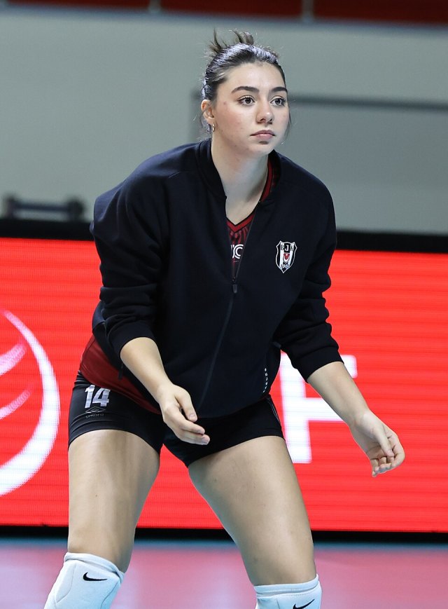 Sude Naz Uzun portresi
