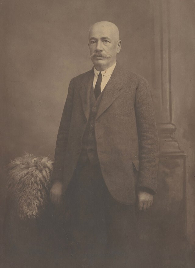Bayram Curri portresi