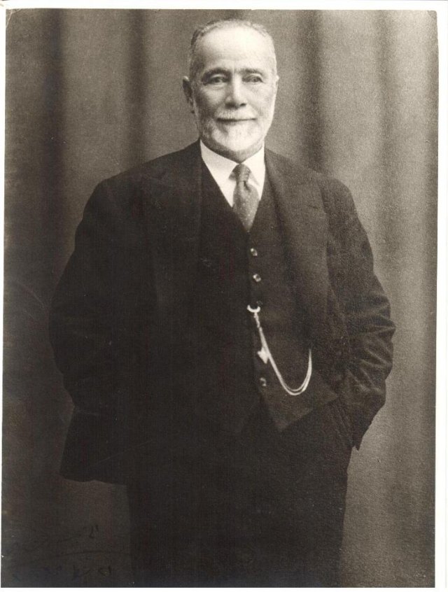 Selim Ali Selam portresi