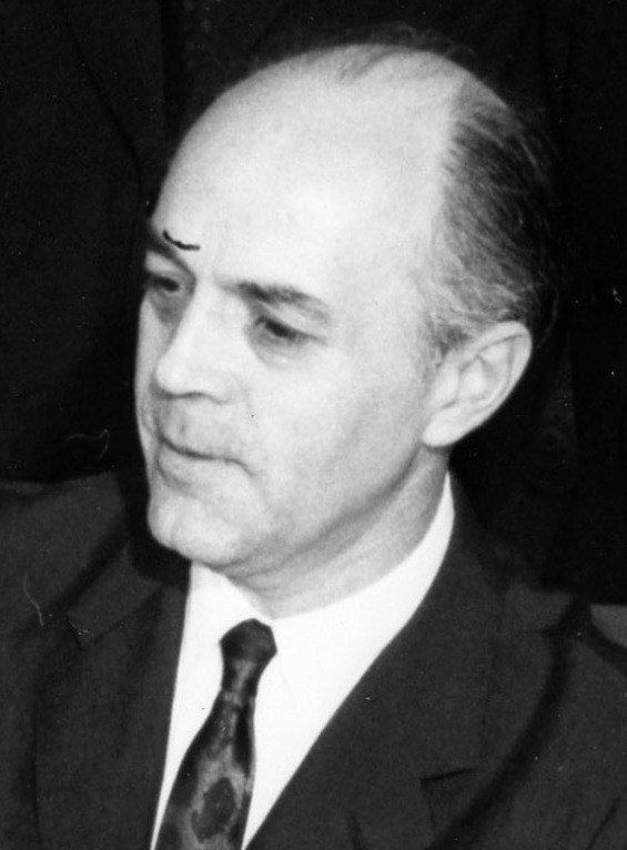 Hasan Esat Işık portresi
