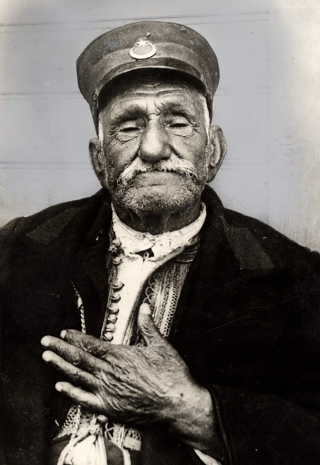 Zaro Ağa portresi