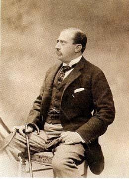 Mois de Kamondo portresi