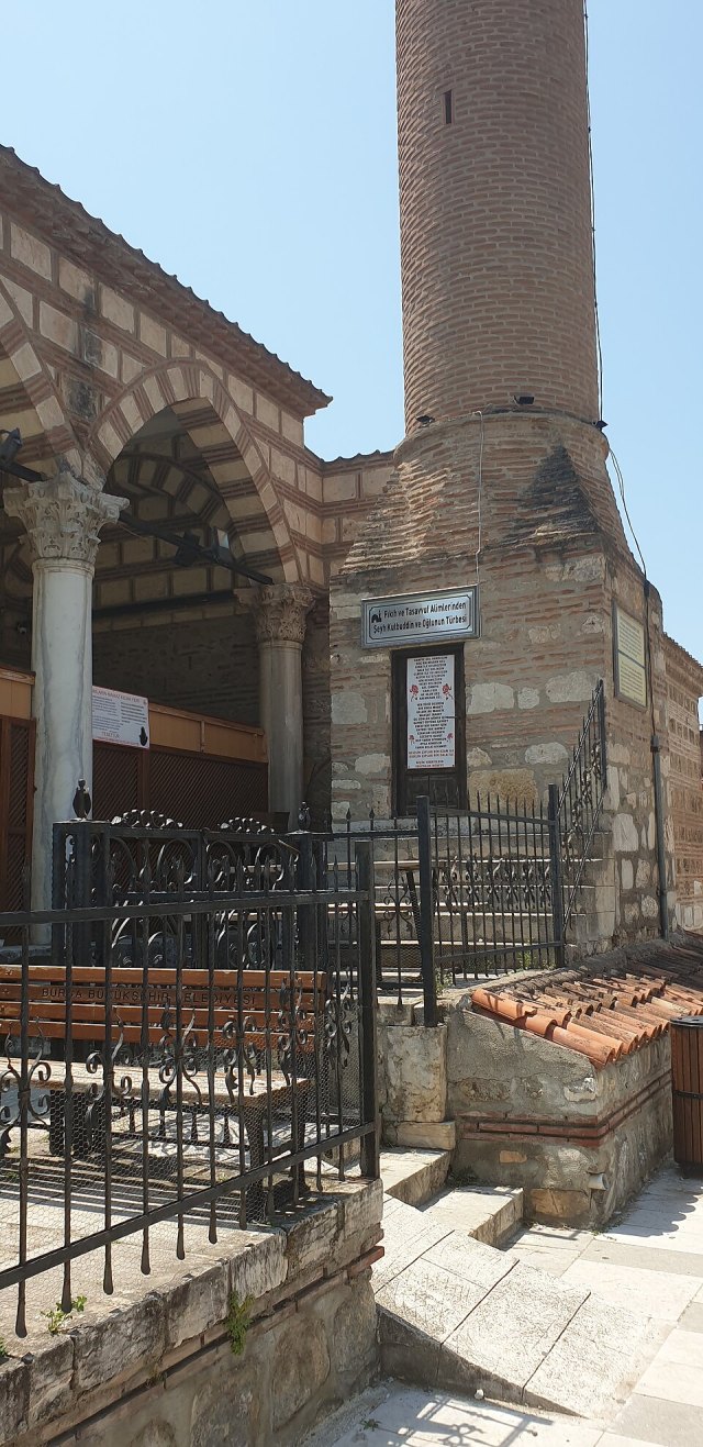 Kutbeddin İznikî portresi