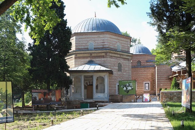 Muradiye Külliyesi portresi