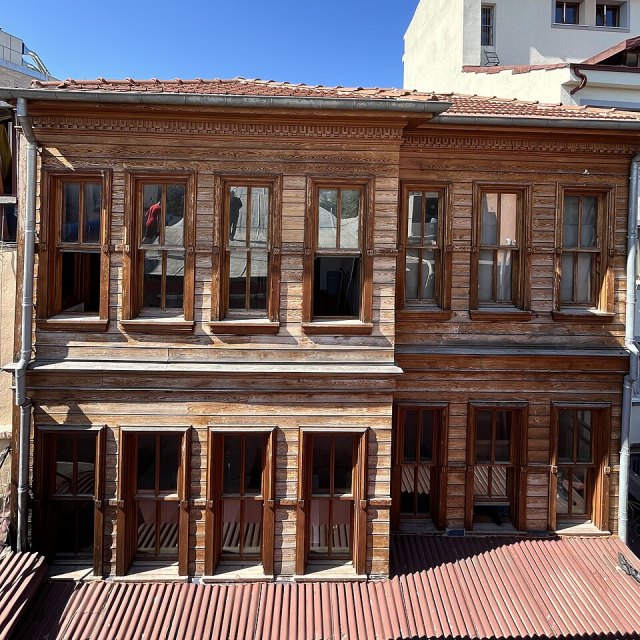 Kaygusuz Baba Tekkesi portresi