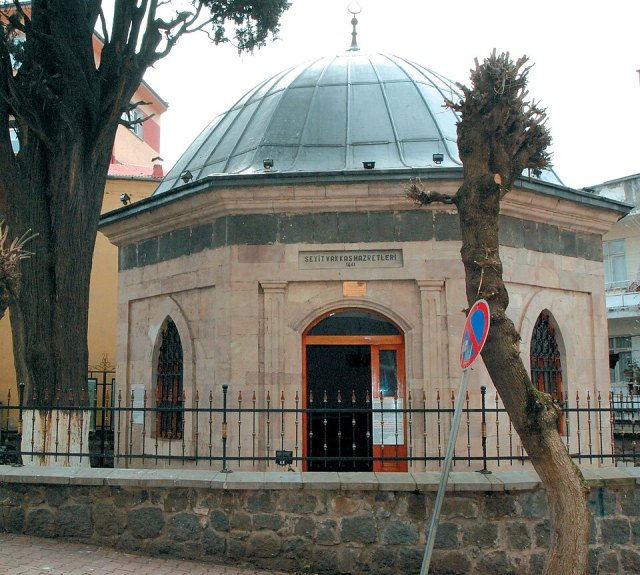 Seyyit Vakkas Türbesi portresi