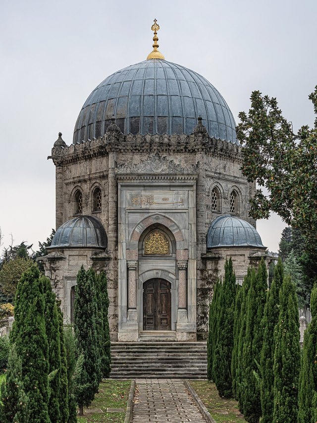 Sultan Reşad Türbesi portresi