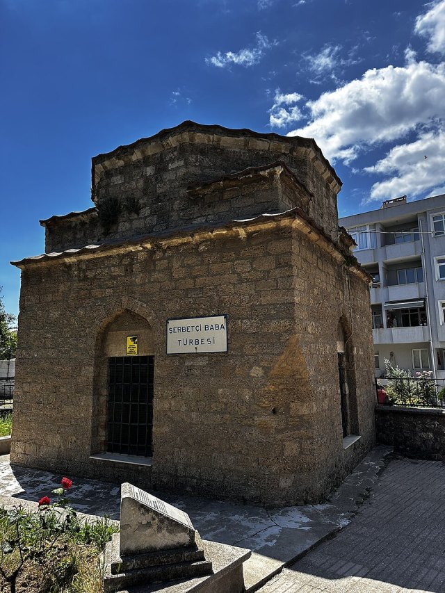 Şerbetçi Baba Türbesi portresi