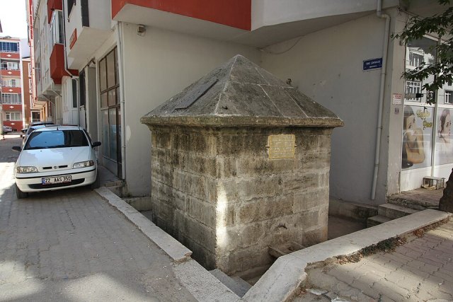 Ebe Çeşmesi portresi
