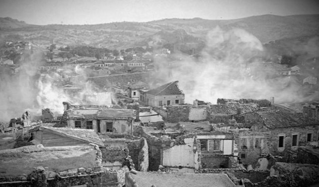 Foça Katliamı portresi