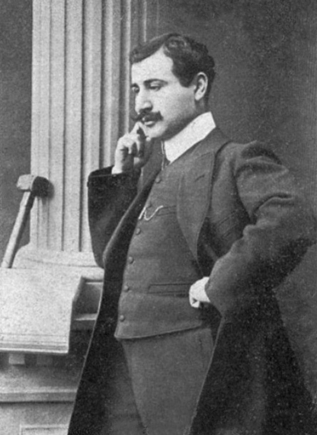 Taniel Varujan portresi