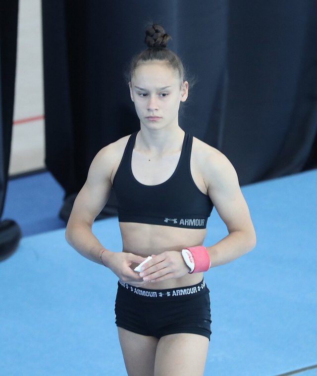Nazlı Savranbaşı portresi