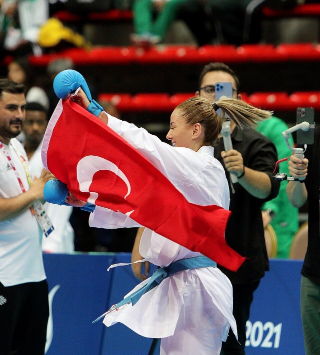 Tuba Yakan portresi