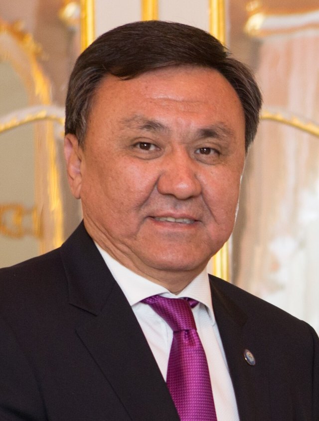 Kubanıçbek Ömüraliyev portresi
