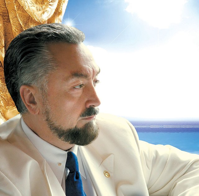Adnan Oktar portresi