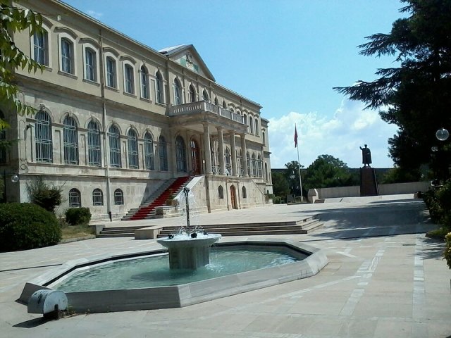 Askerî Müze (İstanbul) portresi