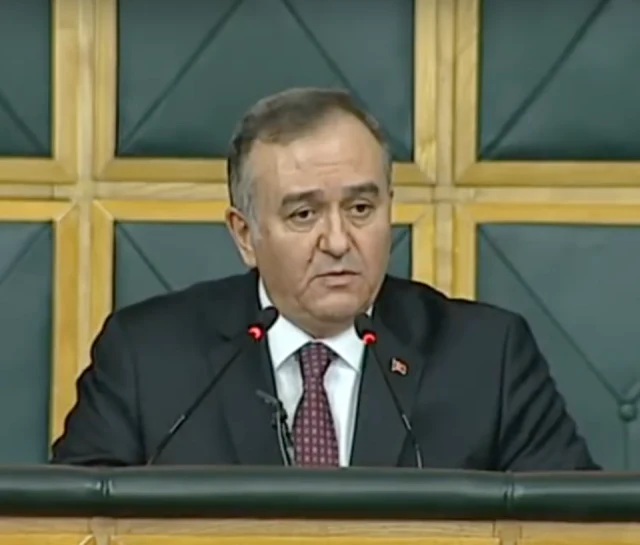 Erkan Akçay portresi