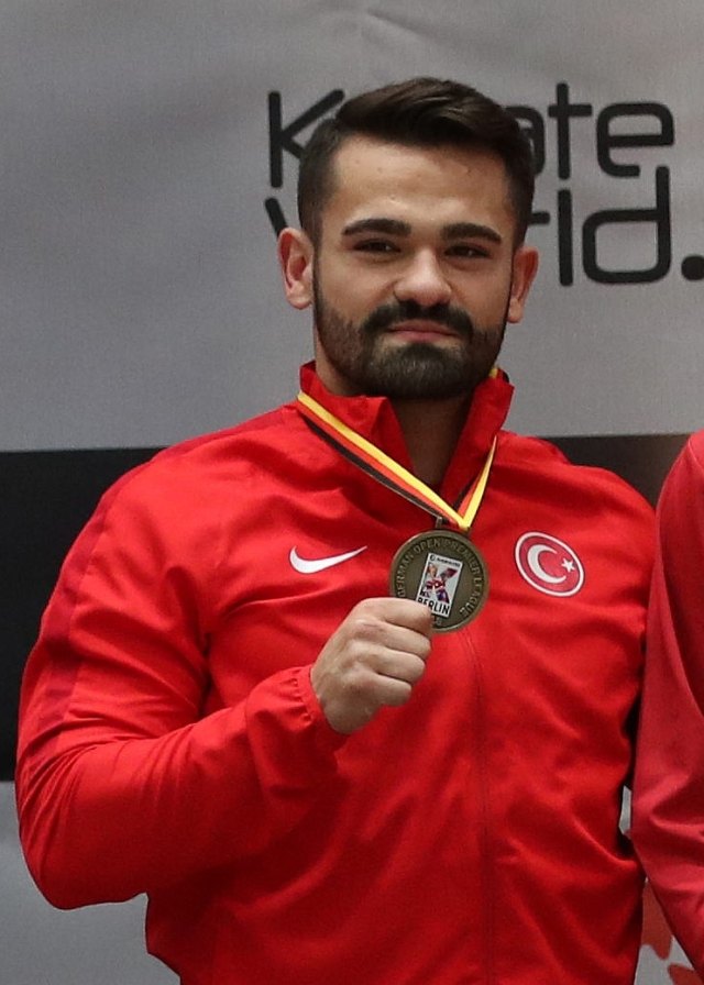 Emre Vefa Göktaş portresi