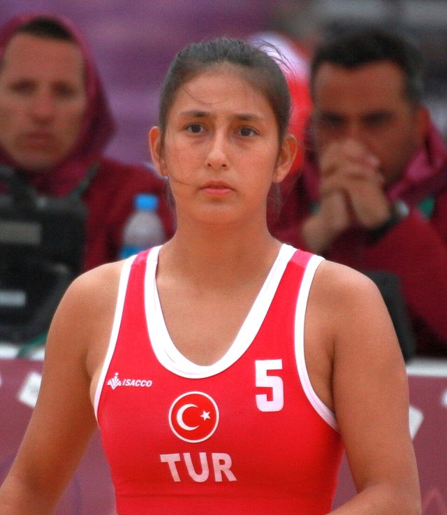Serap Yiğit portresi