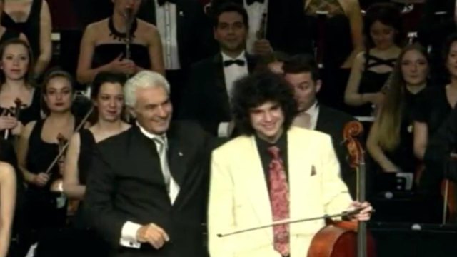 Gürer Aykal portresi