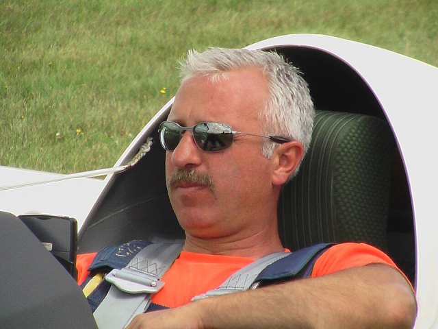 Metin Özbey portresi