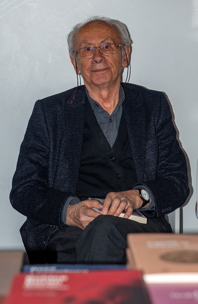Fikret Başkaya portresi