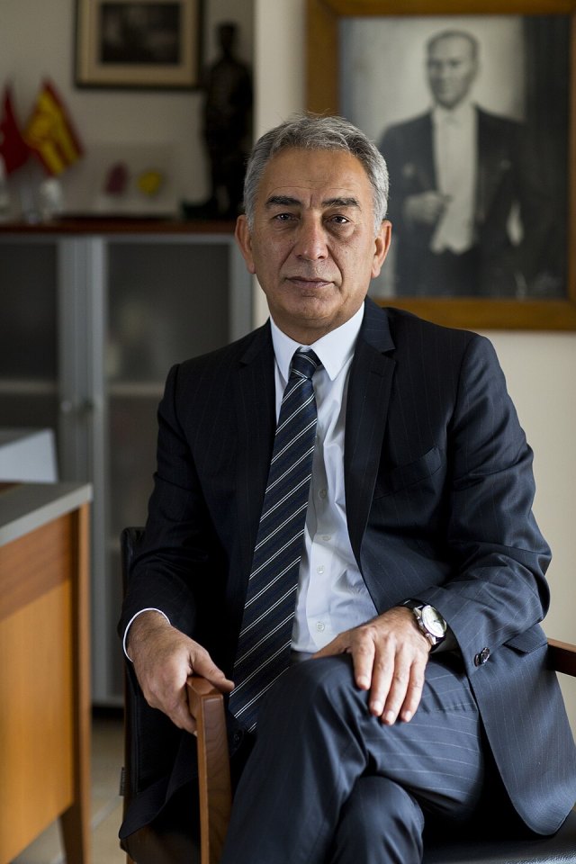 Adnan Polat portresi