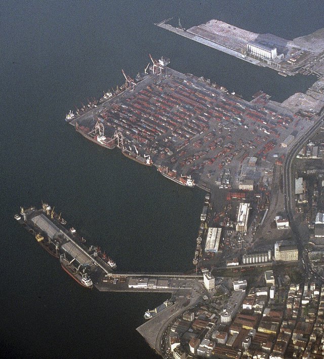 İzmir Limanı portresi