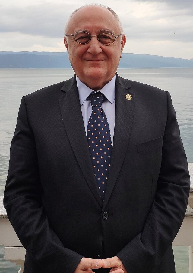 Ahmet Kamil Erozan portresi