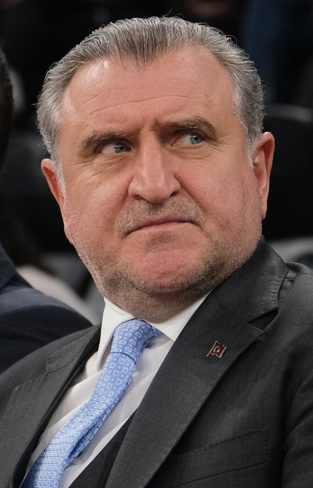 Osman Aşkın Bak portresi
